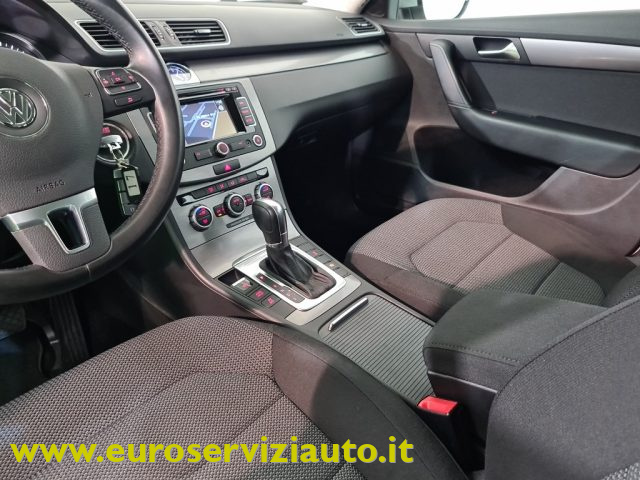 VOLKSWAGEN Passat usata 27
