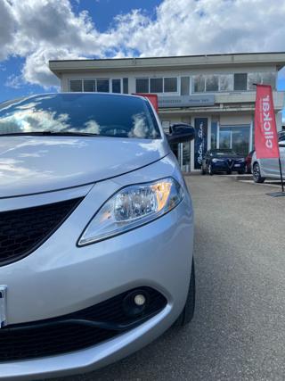 LANCIA Ypsilon usata, con Specchietti laterali elettrici
