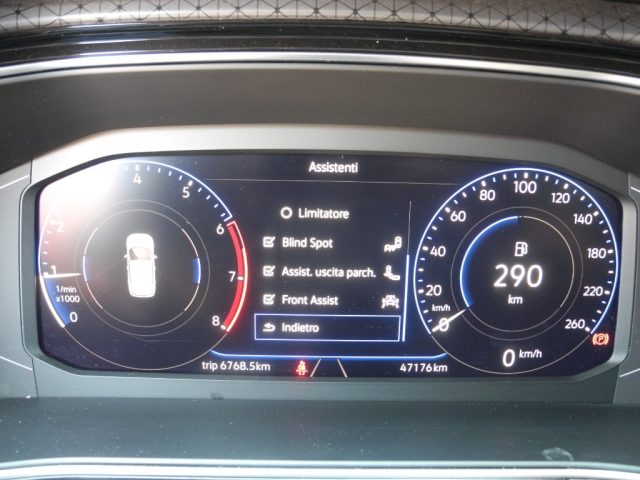 VOLKSWAGEN T-Cross usata, con Autoradio digitale