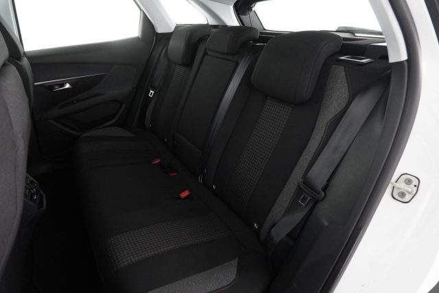 PEUGEOT 3008 usata 10