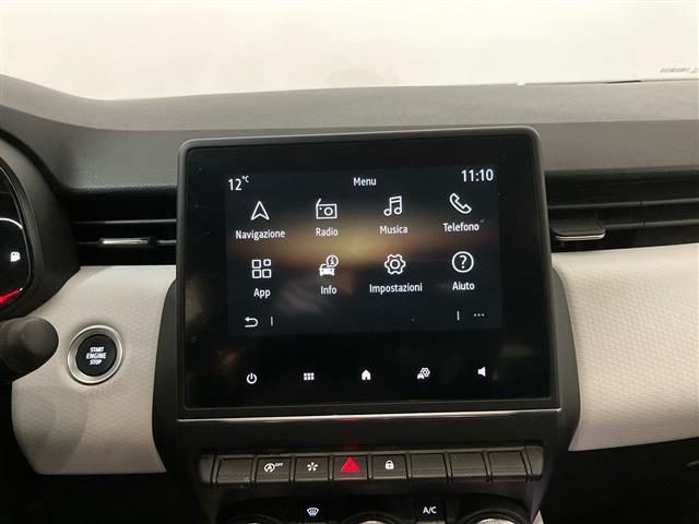 RENAULT Clio usata, con Volante in pelle