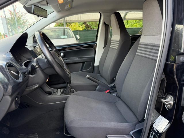 VOLKSWAGEN up! usata 10
