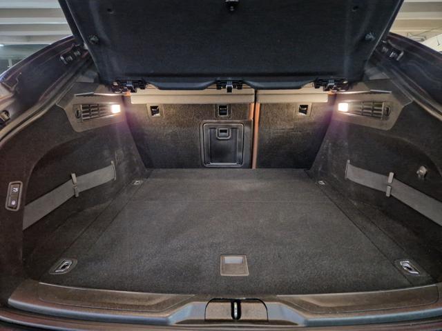 MASERATI Levante usata, con Tettuccio apribile