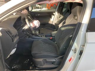 SKODA Karoq usata, con Fendinebbia