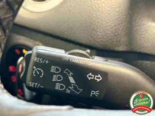 VOLKSWAGEN Tiguan usata, con Lettore CD