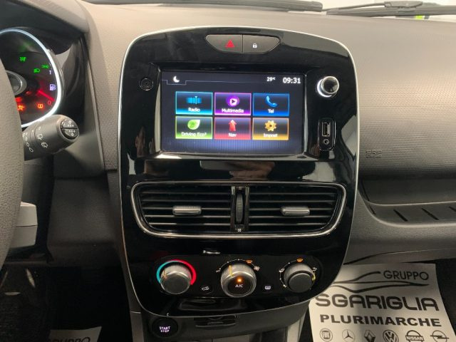 RENAULT Clio usata, con Controllo automatico clima