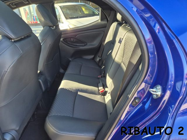 TOYOTA Yaris usata, con Interni in pelle