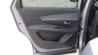 PEUGEOT 5008 usata, con Pneumatici quattro stagioni