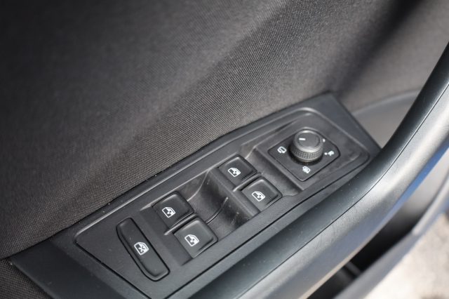 VOLKSWAGEN T-Roc usata 82