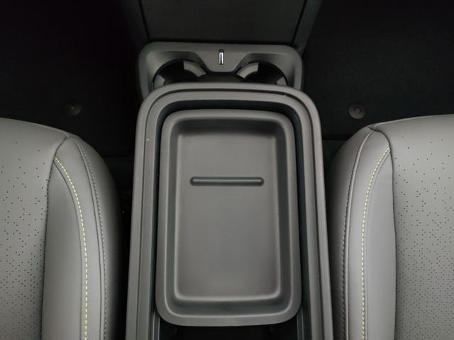 LYNK & CO 02 usata, con Touch screen