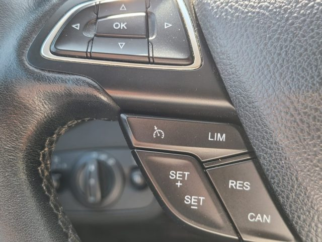 FORD C-Max usata, con Volante multifunzione