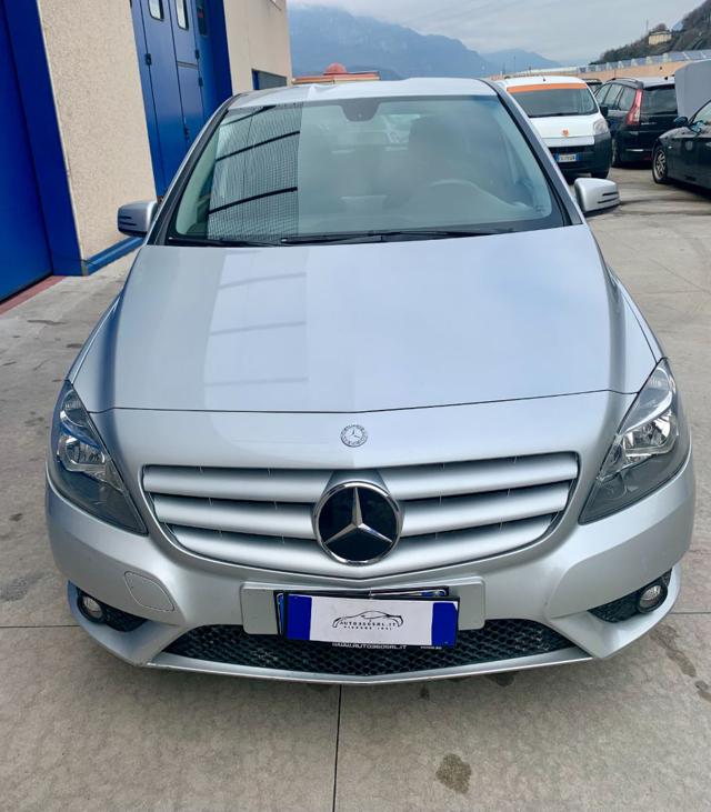 MERCEDES-BENZ B 180 usata, con Airbag