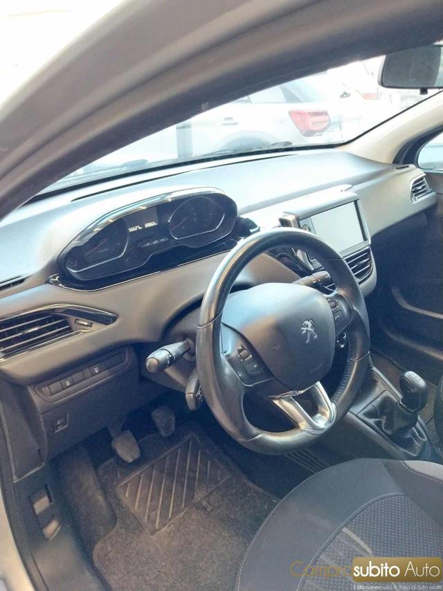 PEUGEOT 208 usata 27