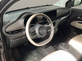 FIAT 500e usata, con Interni in pelle