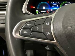 RENAULT Captur usata, con Sensori di parcheggio anteriori