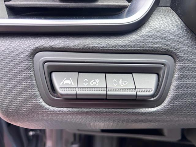 RENAULT Clio usata, con Controllo automatico clima