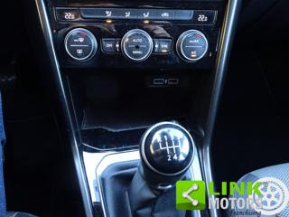 VOLKSWAGEN T-Roc usata, con Volante in pelle