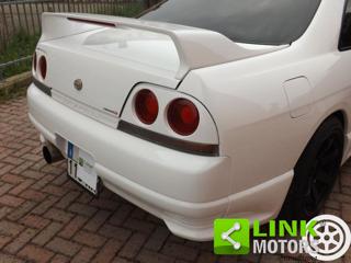 NISSAN Skyline usata 33
