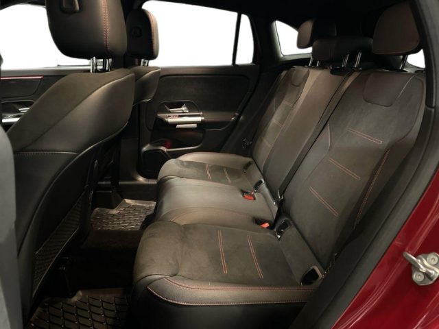 MERCEDES-BENZ GLA 200 usata, con Servosterzo