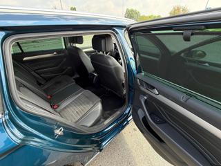 VOLKSWAGEN Passat Variant usata, con ESP