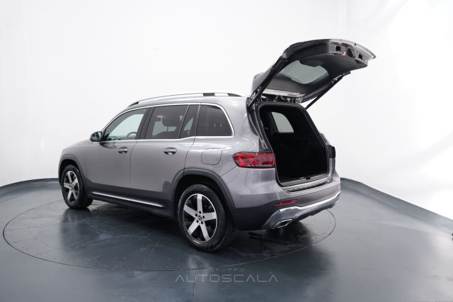 MERCEDES-BENZ GLB 200 usata 32
