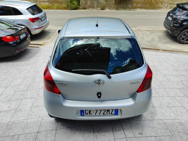 TOYOTA Yaris usata, con Fendinebbia