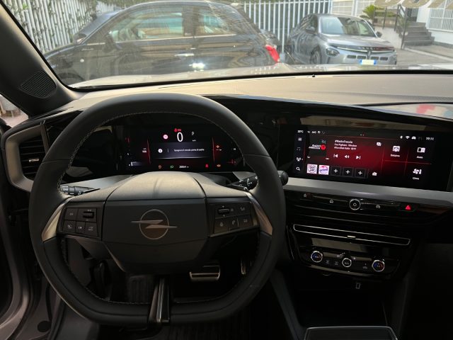 OPEL Mokka usata, con Bracciolo