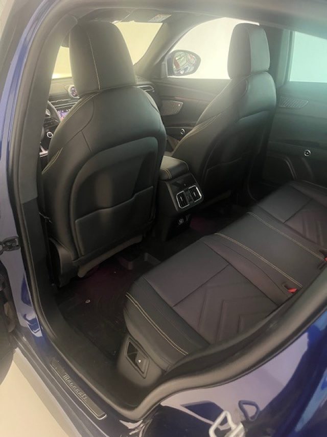 MASERATI Grecale usata, con Fari LED