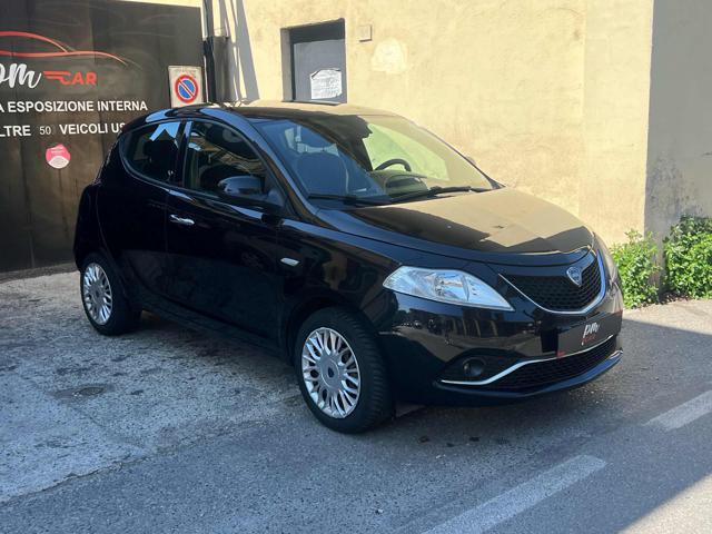 LANCIA Ypsilon usata, con Airbag