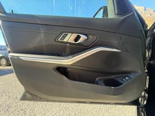 BMW 330 usata, con Park Distance Control