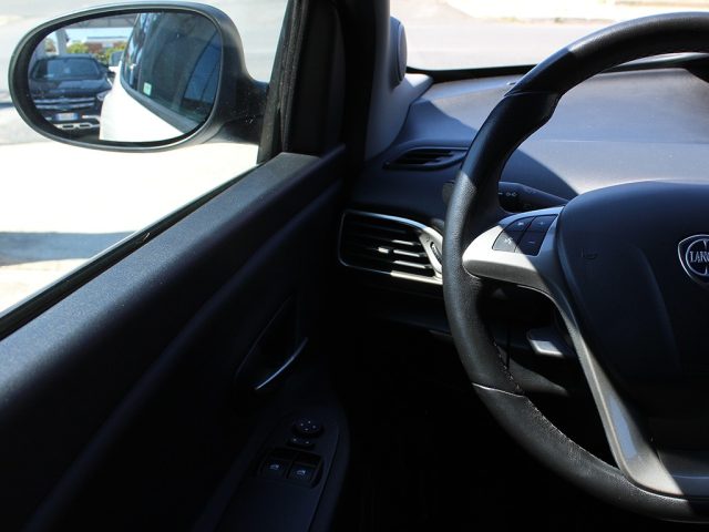LANCIA Ypsilon usata, con Vivavoce