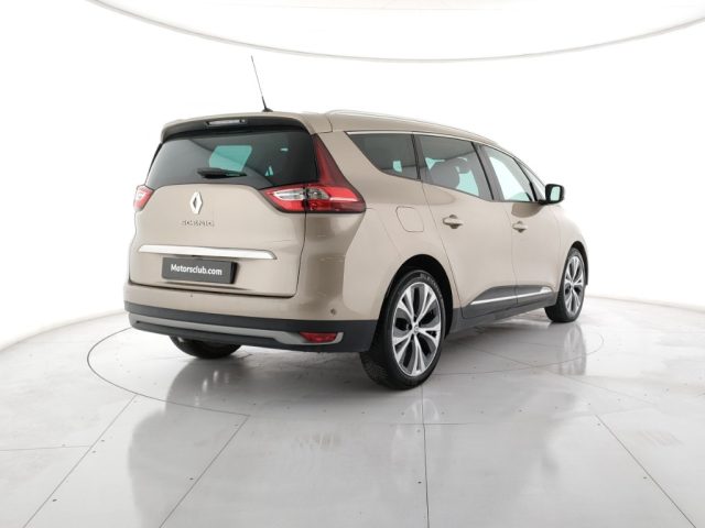 RENAULT Scenic usata, con Autoradio