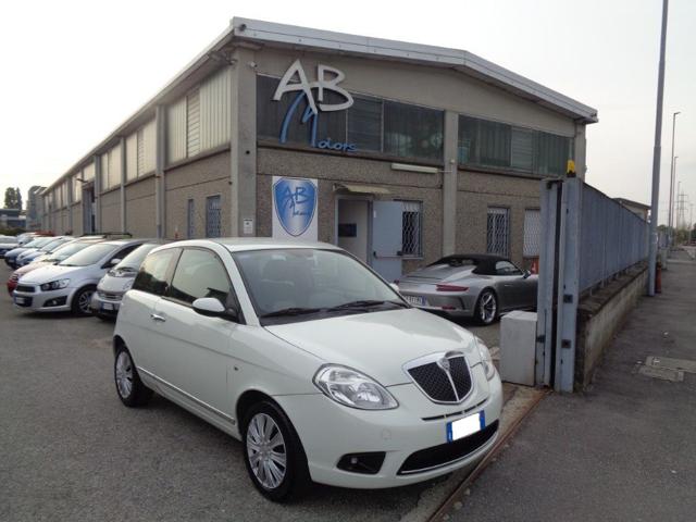 LANCIA Ypsilon usata, con ABS