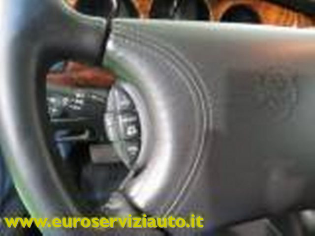 JAGUAR XJ usata, con Servosterzo