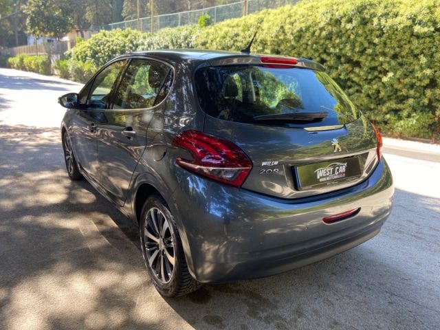 PEUGEOT 208 usata, con Cerchi in lega