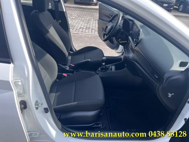 HYUNDAI i20 usata, con Autoradio