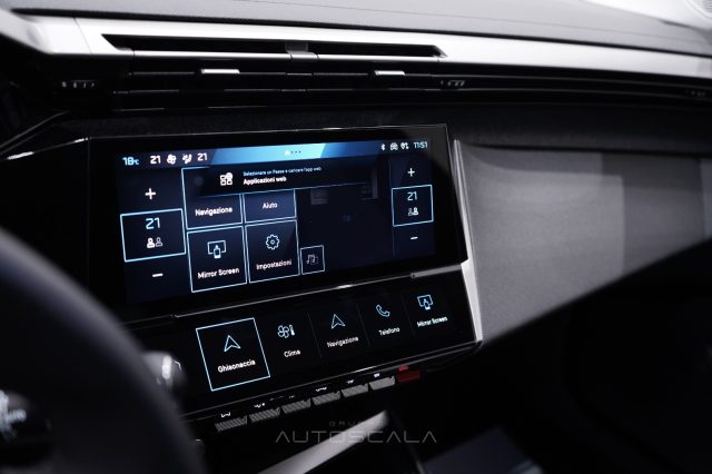 PEUGEOT 308 usata, con Sistema di navigazione