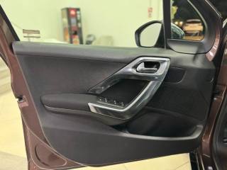 PEUGEOT 2008 usata, con Cruise Control