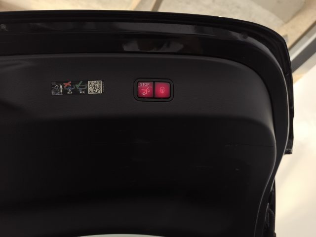 MERCEDES-BENZ GLC 220 usata, con Autoradio digitale