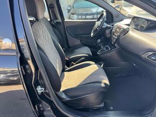 LANCIA Ypsilon usata, con Volante in pelle