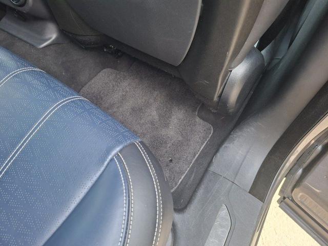 LAND ROVER Range Rover Velar usata, con Pneumatici quattro stagioni