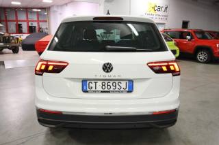 VOLKSWAGEN Tiguan usata, con Autoradio