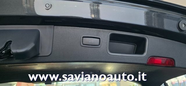 PORSCHE Macan usata, con Boardcomputer