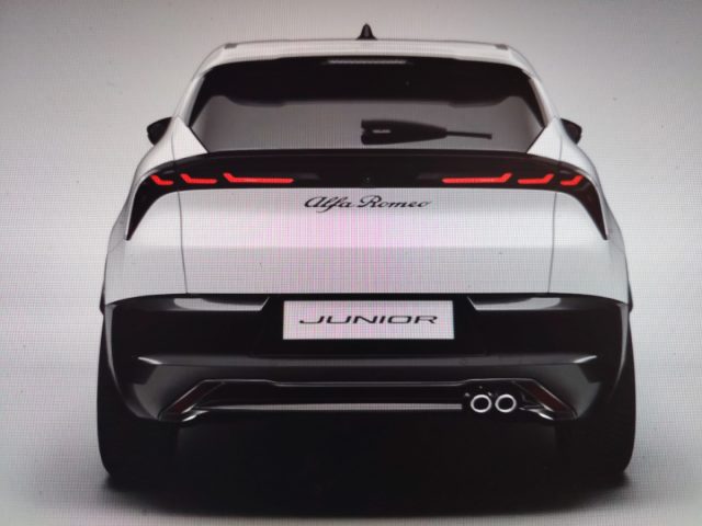 ALFA ROMEO Junior usata, con Autoradio