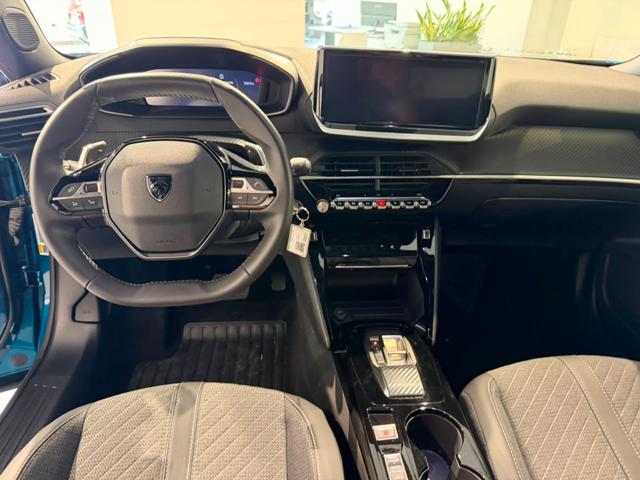 PEUGEOT 2008 usata, con Park Distance Control