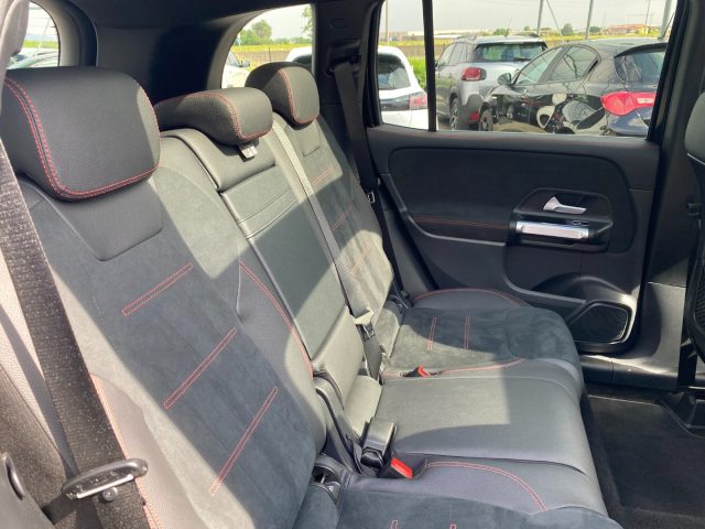MERCEDES-BENZ GLB 200 usata, con Tettuccio apribile
