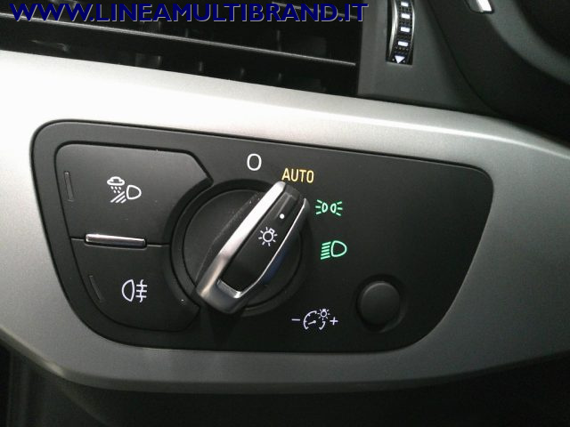 AUDI A4 usata, con Park Distance Control