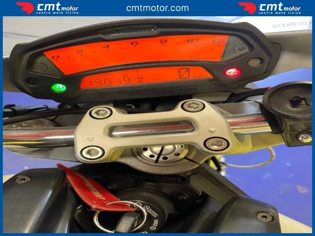 DUCATI Monster 696 usata 4
