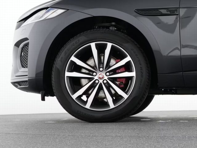 JAGUAR F-Pace usata, con Fendinebbia