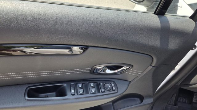 RENAULT Scenic usata, con Cruise Control